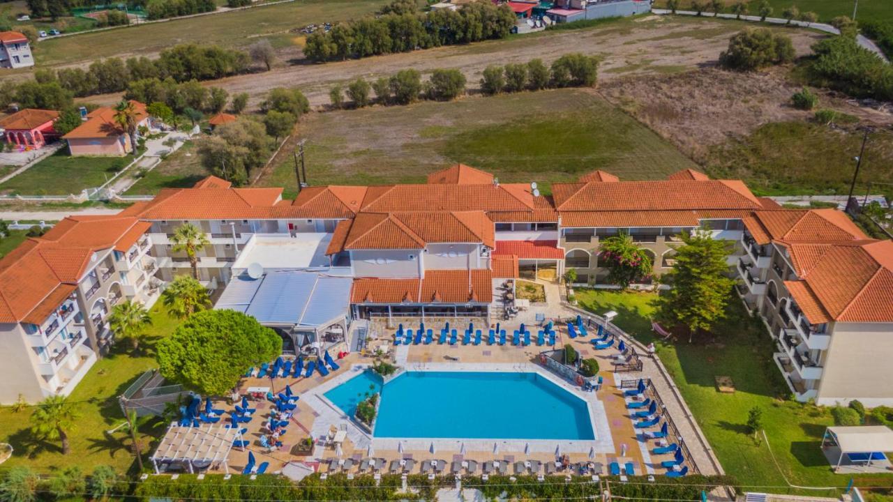 Denny'S Inn Kalamáki Kültér fotó