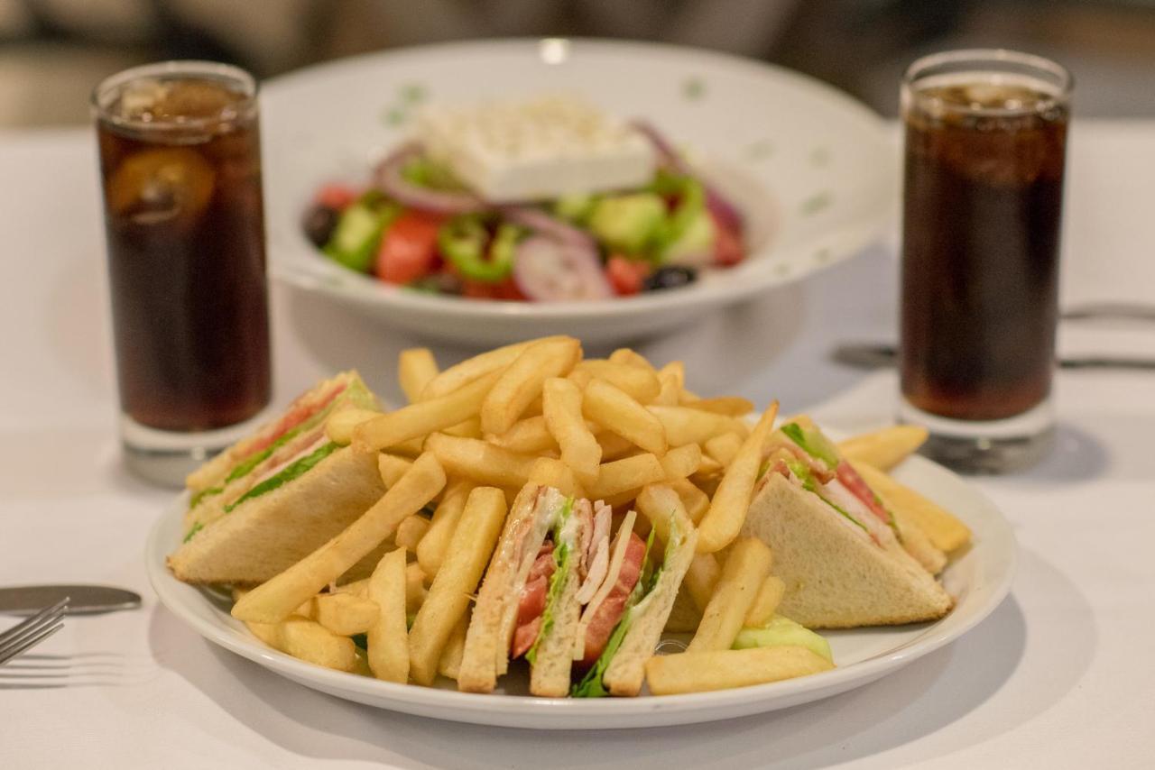 Denny'S Inn Kalamáki Kültér fotó
